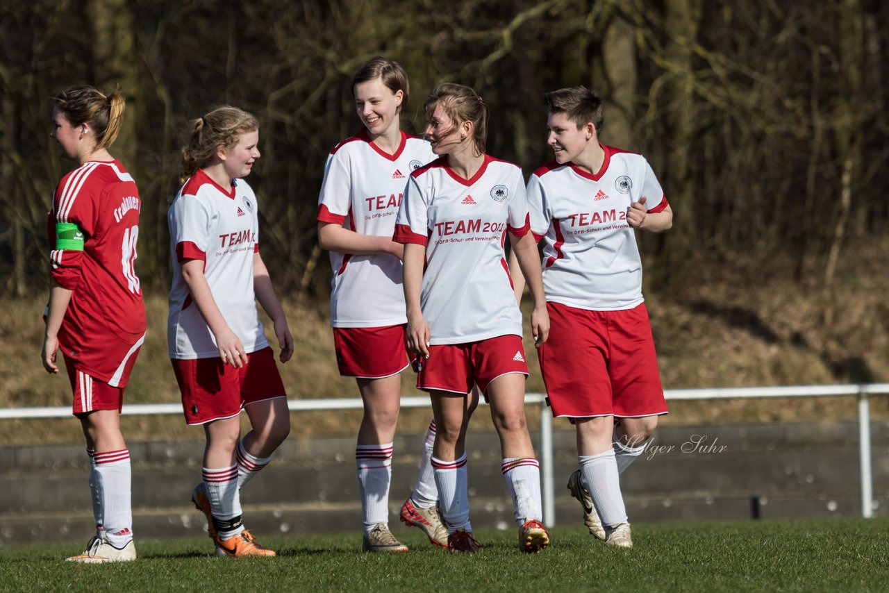 Bild 419 - Frauen SV Boostedt - Tralauer SV : Ergebnis: 12:0